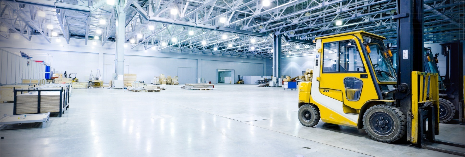 Manual forklift image